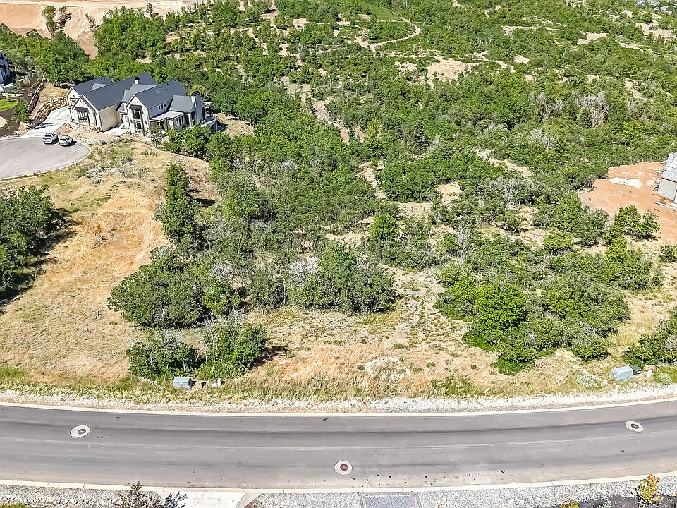 1st image of 890 S Summit Creek Dr