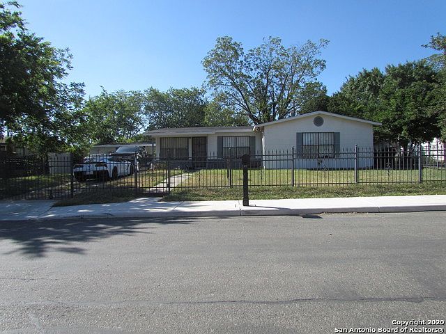 1st image of 155 Appleton Dr