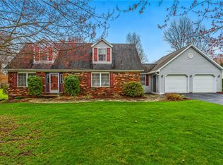 19 Blossom Ct, Mercer, PA 16137