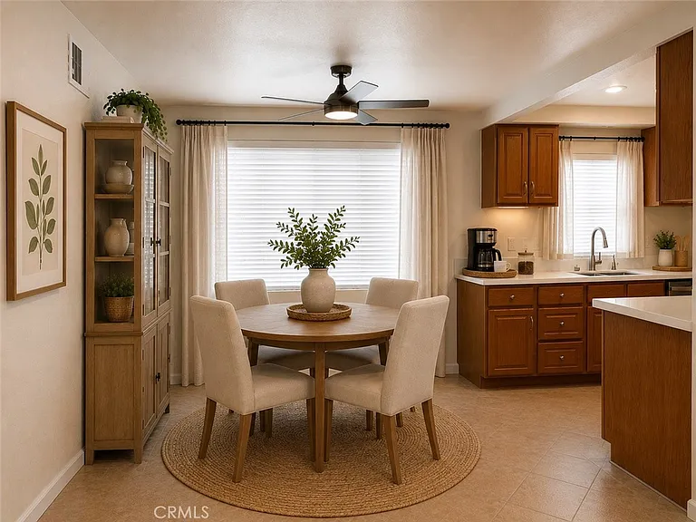 1792 N Ann St — Photo 6