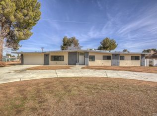 20660 Tonawanda Rd, Apple Valley, CA 92307