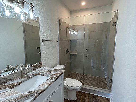 2nd image of 415 Laurel Cove Way #415