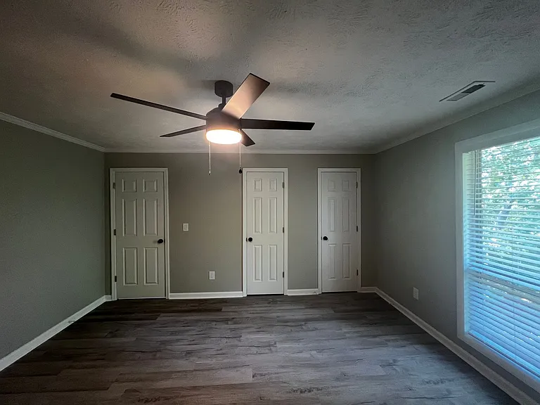 5853G Century Oaks Dr — Photo 11