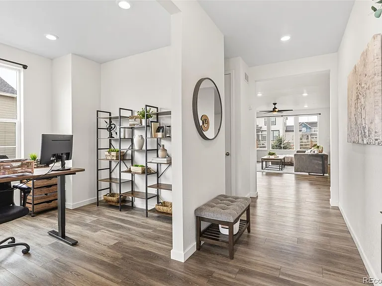 1186 Elbridge Dr — Photo 5