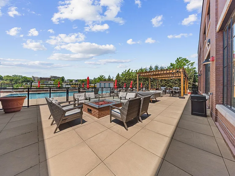 500 Willow St #505 — Photo 41