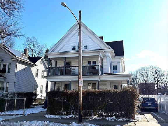 4th image of 21 Merwin St