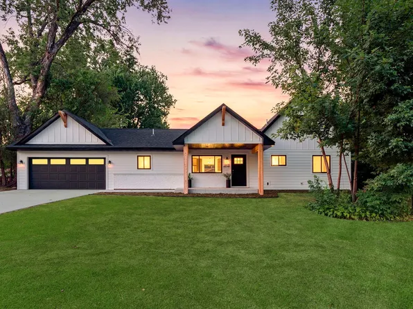 9931 Quince St NW, Coon Rapids, MN 55433