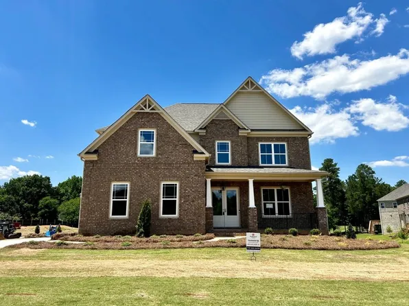 6704 Viewpointe Dr, Locust Grove, GA 30248