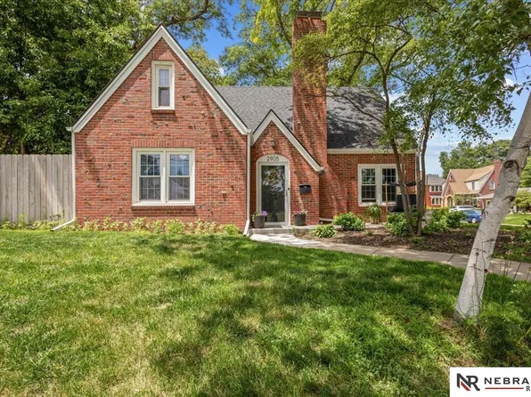 2905 S 20th St, Lincoln, NE 68502
