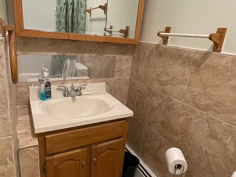 528 Cambridge St #2 — Photo 5