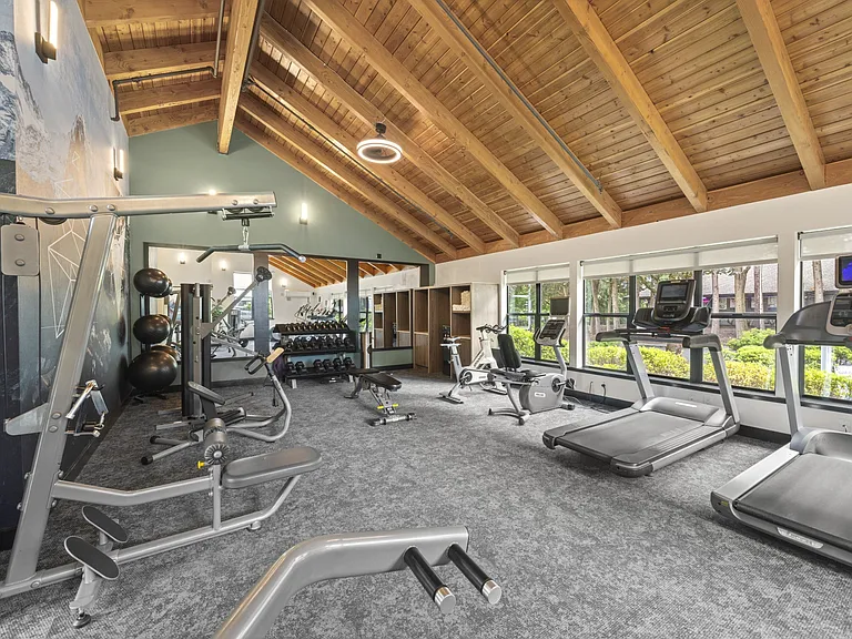 Updated Fitness Center at The Lakes Apartments in Bellevue, WA 98007
