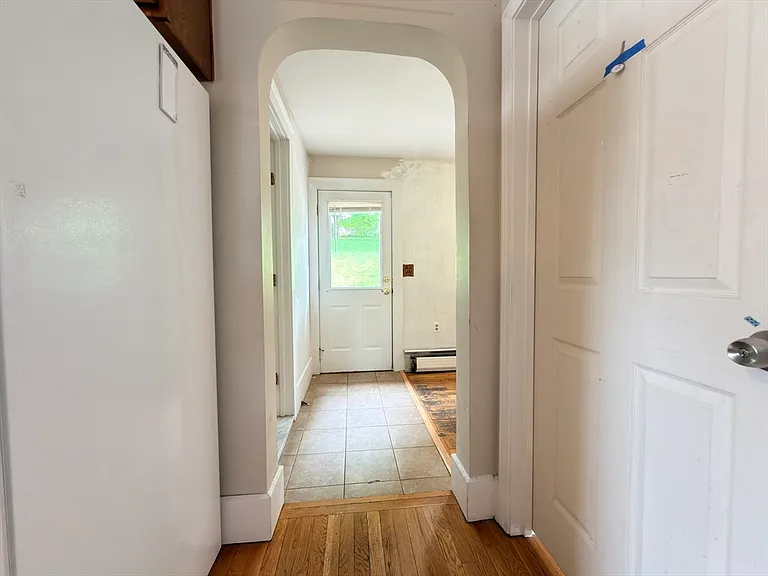11 Clay St — Photo 17