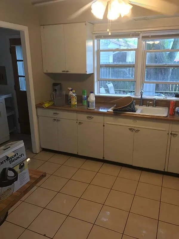 3 bed, 888 sqft, $1,550 — Photo 3