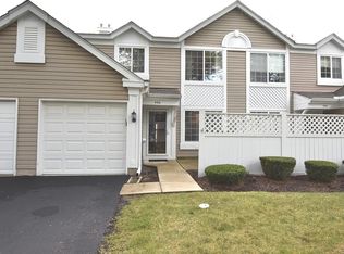 406 Trenton Ct, Aurora, IL 60504