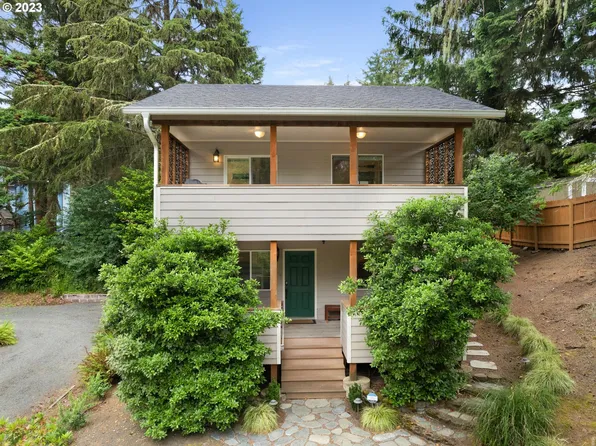 579 Antler Rd, Cannon Beach, OR 97110