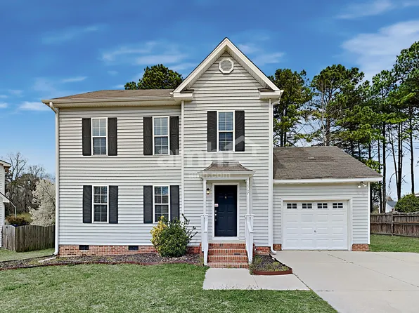 1317 E Stonemason Dr, Fuquay Varina, NC 27526