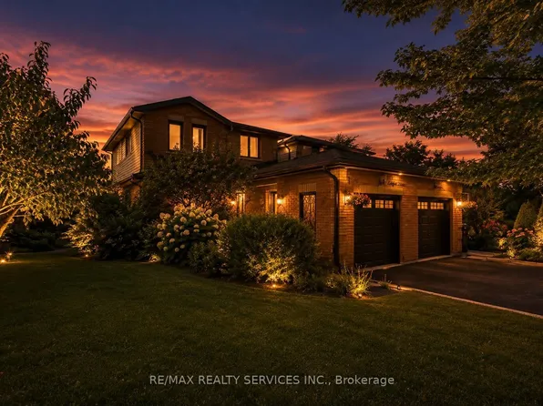46 Magani Ave, Bradford West Gwillimbury, ON L3Z 2S3