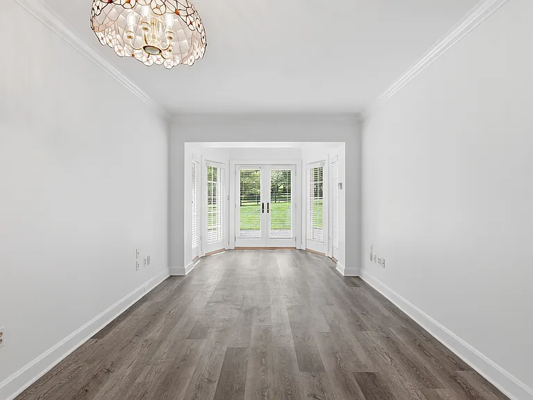 Lower level living room with its own entrance.