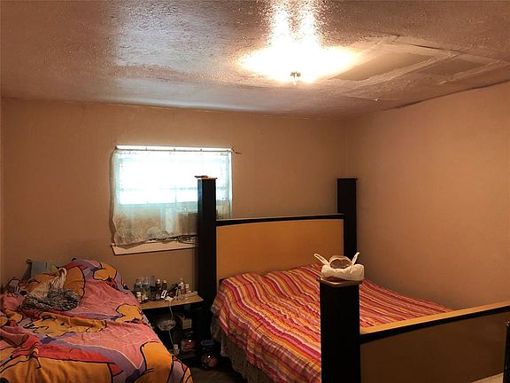 4th image of 11605 Bannister Ln
