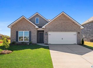 220 Irish Hill Dr, Meridianville, AL 35759