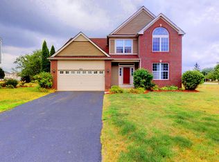 7651 Springbrook Dr, Plainfield, IL 60586