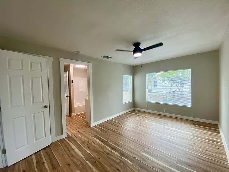431 Tutt Ave — Photo 32