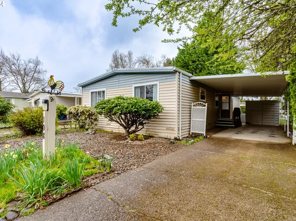 1400 Candlelight Dr Space 108, Eugene, OR 97401