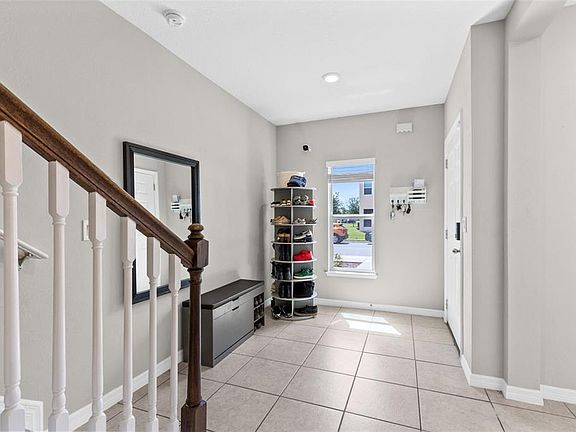 2nd image of 4827 CORAL CASTLE DRIVE