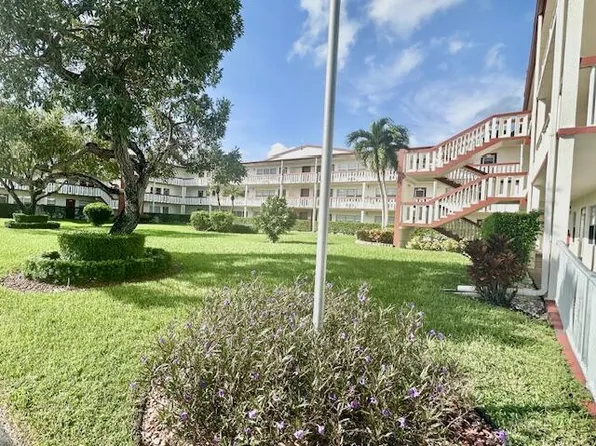 202 Brighton E, Boca Raton, FL 33434