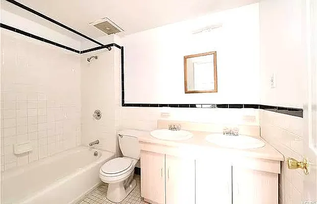 Rented by Voro NYC | media 15