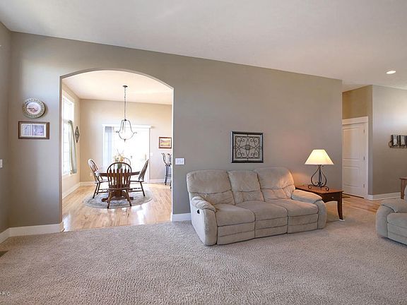 5th image of 1651 Rozeveld Dr