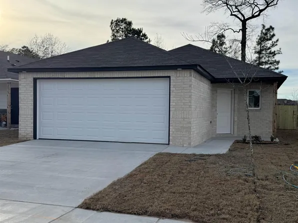 8021 Donna Dr, North Little Rock, AR 72113