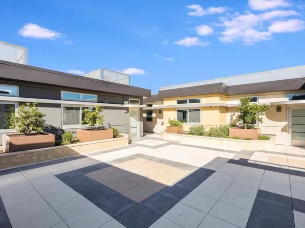 425 Page Mill Rd #300, Palo Alto, CA 94306