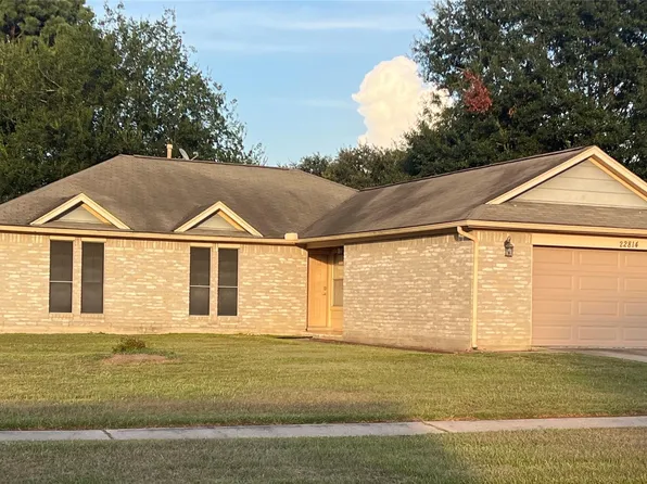 22814 Tree House Ln, Spring, TX 77373