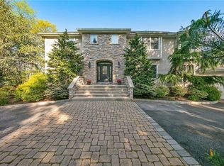 297 Strawtown Rd, New City, NY 10956