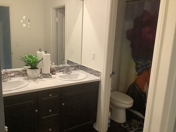 4th image of 24128 Tuscany Ave