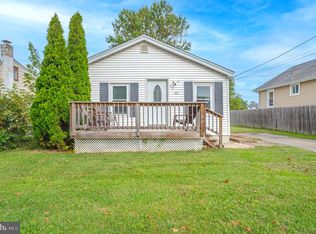 62 William St, Hamilton, NJ 08619