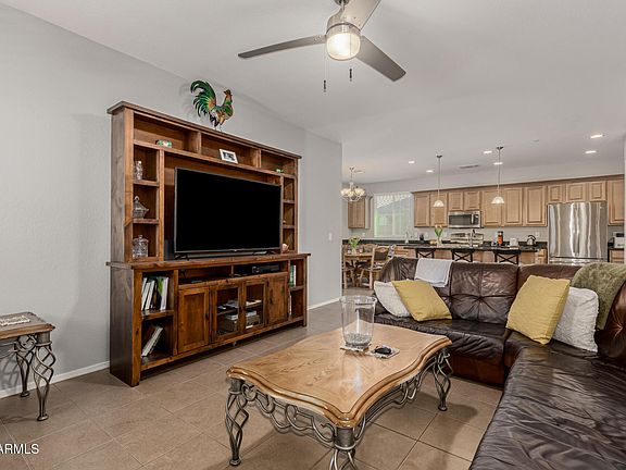 3rd image of 9322 W Dreyfus Drive