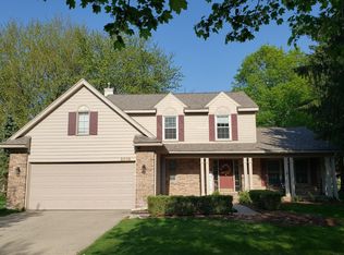 2016 Hedigham Blvd, Wixom, MI 48393