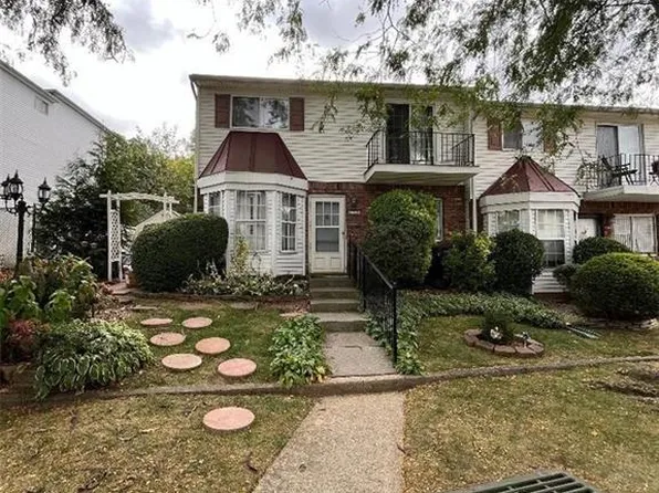 1718 Forest Hill Rd #1, Staten Island, NY 10314