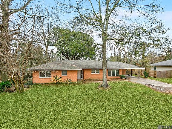2nd image of 915 Cora Dr