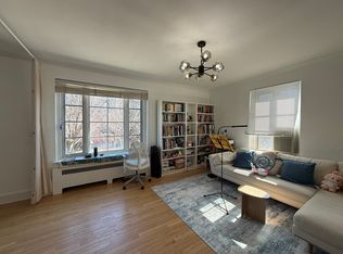 11 Monmouth Ct APT 3, Brookline, MA 02446