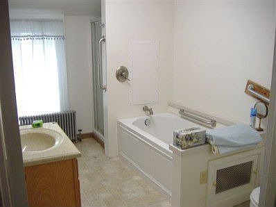 Upstairs Bath