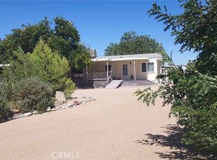 5535 Dos Palmas Rd, Phelan, CA 92371