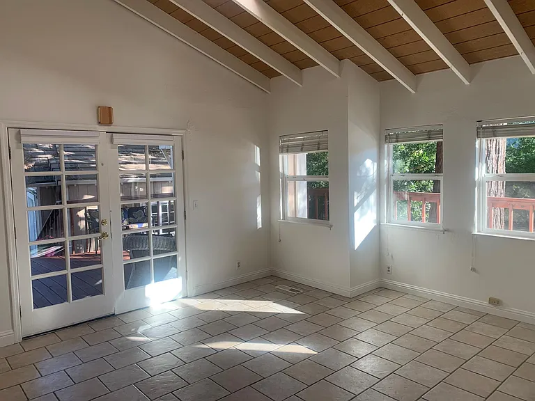 22501 Mount Eden Rd — Photo 5