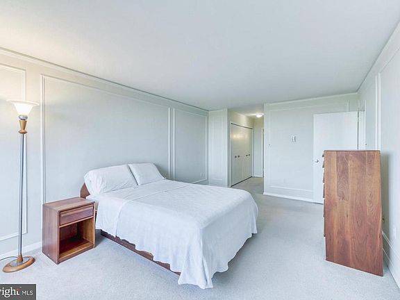 5th image of 3001 Veazey Ter NW APT 1627