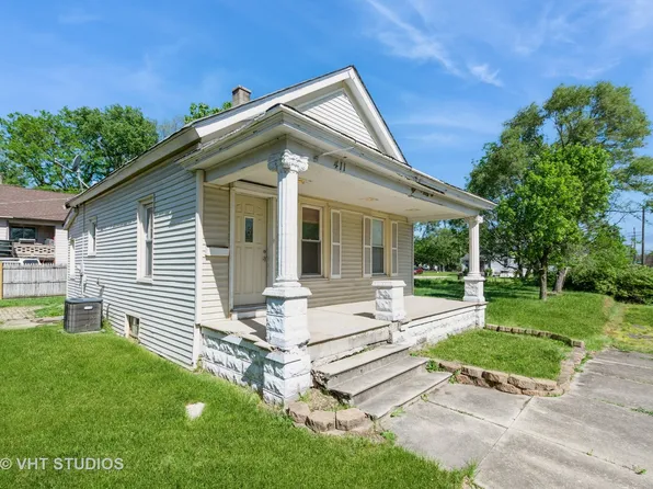 411 Pleasant St, Joliet, IL 60436