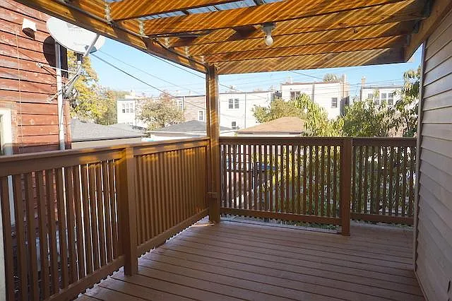 2847 N Rockwell St #2 — Photo 15