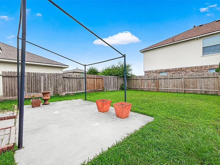 2510 Fox Water Dr — Photo 28