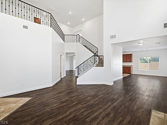 5th image of 2884 Gables Vale Ct